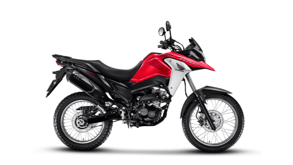 Honda XRE 190 2026 vermelha de lado no fundo branco.