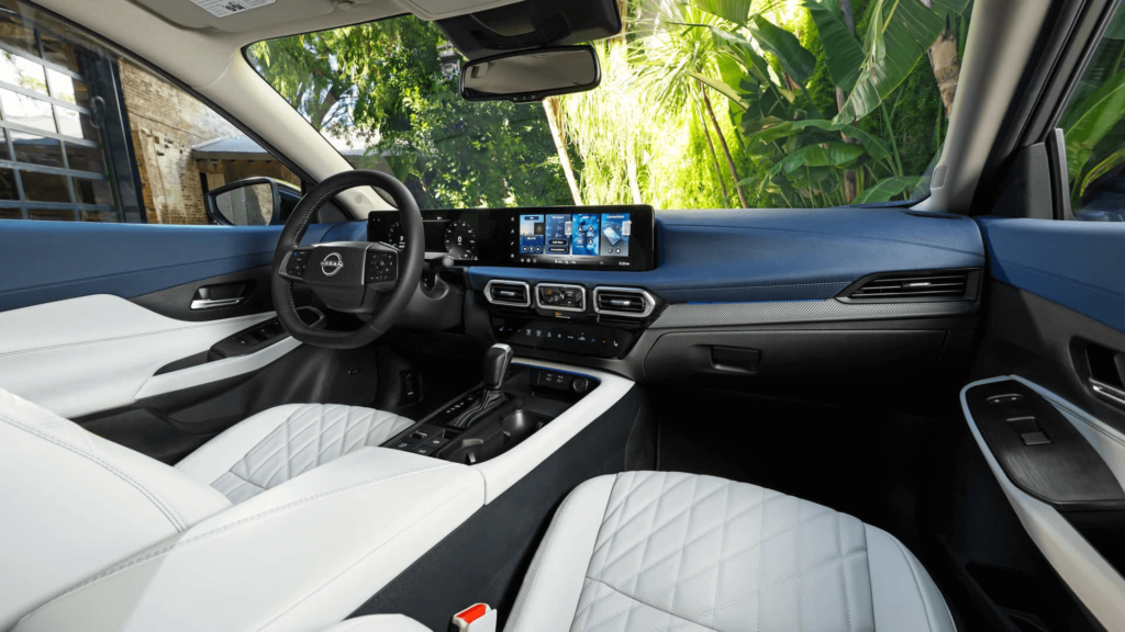 Interior do Nissan Sentra 2026.