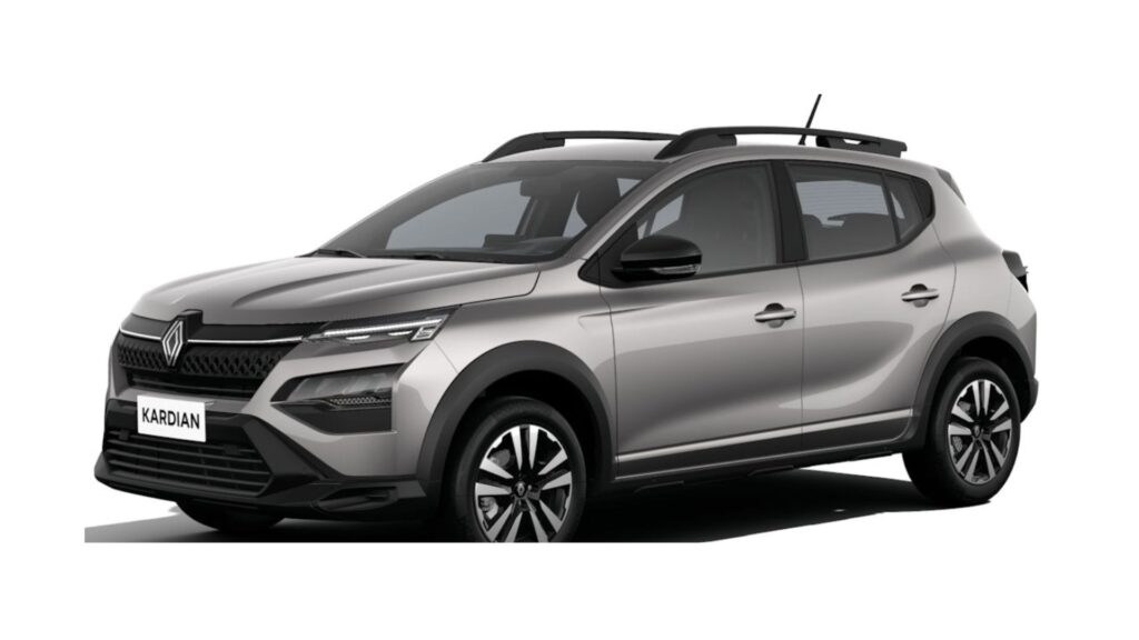 Renault Kardian Techno 2025 cinza parado na diagonal em um fundo branco.