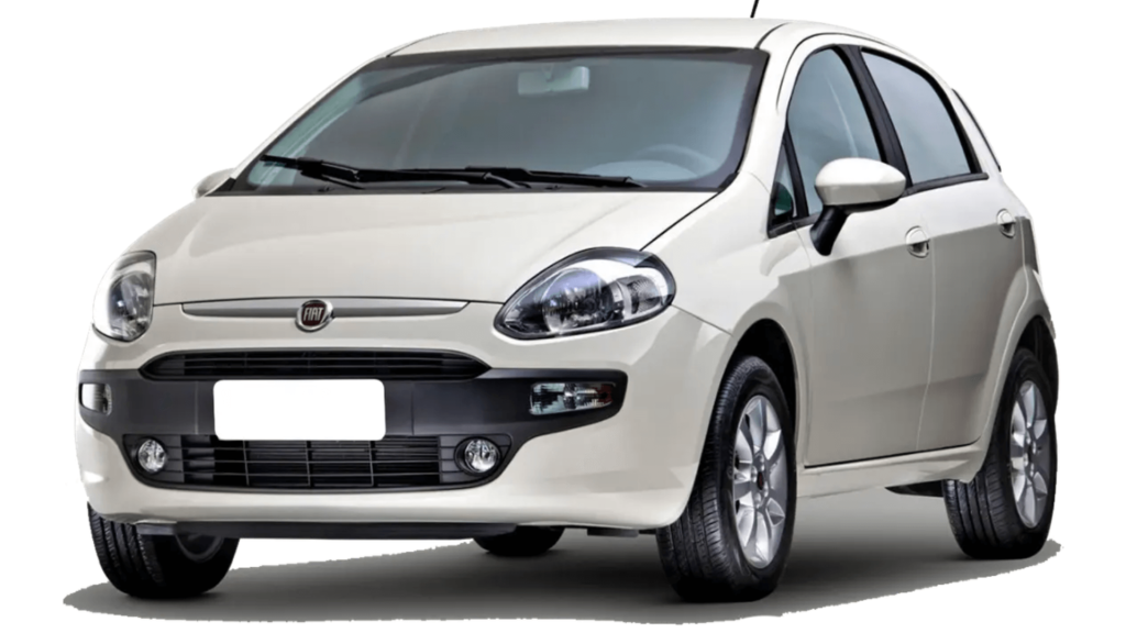 Fiat Punto branco parado na diagonal em um fundo cinza.