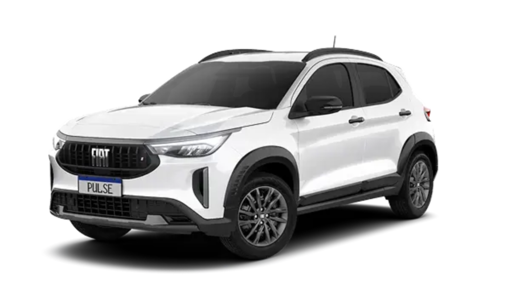 Fiat Pulse 2026 branco parado na diagonal em um fundo branco.