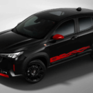 Fiat Pulse Abarth Stranger Things preto parado na diagonal.