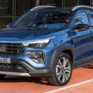 Fiat Pulse Audace Híbrido azul estacionado.