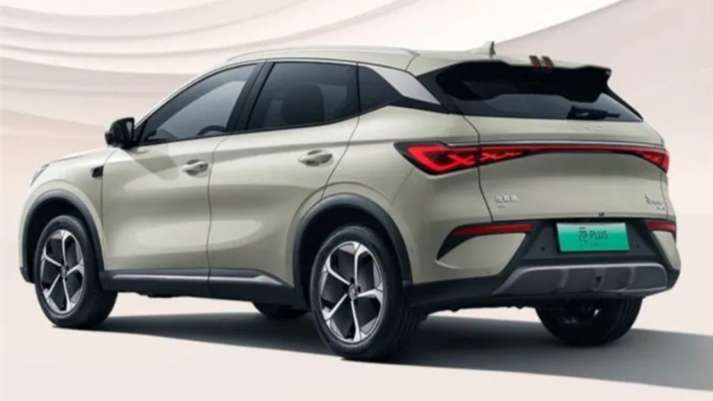 Traseira do BYD Yuan Plus 2026.