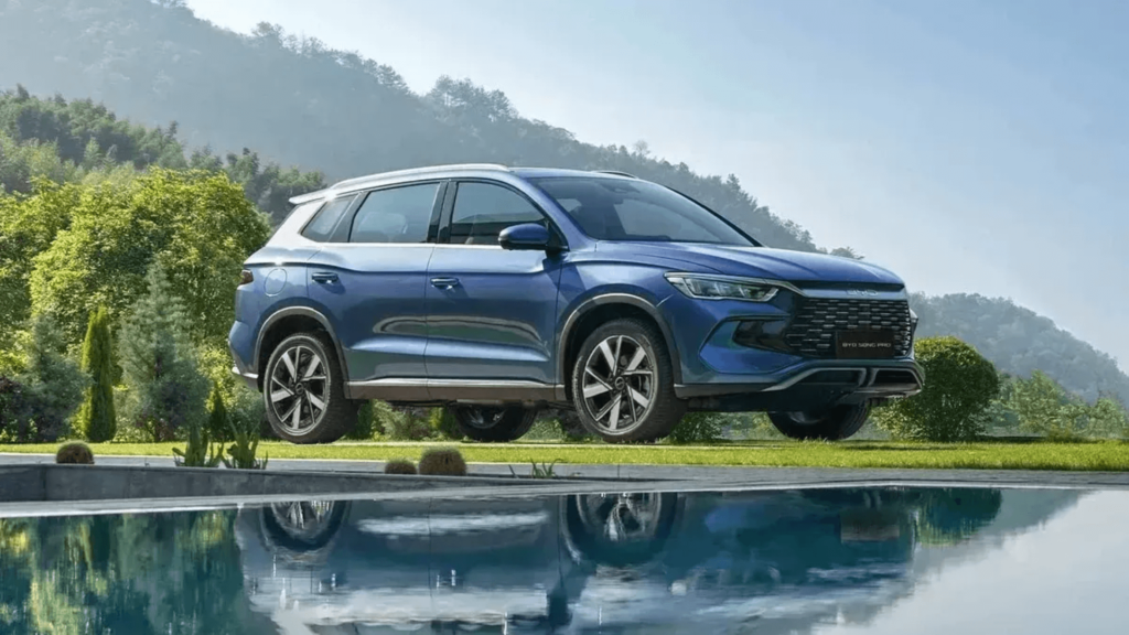 byd song pro azul parado na diagonal