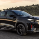 Fiat Pulse Abarth preto em movimento.