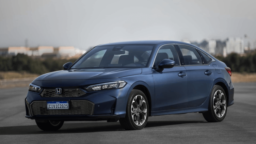 honda civic 2026 azul parado na diagonal.