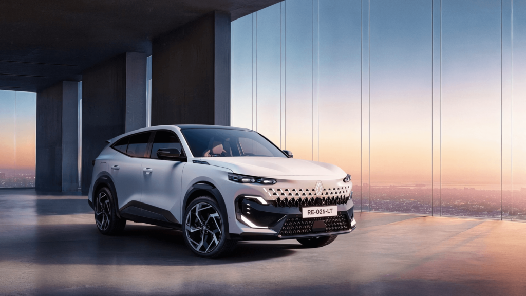 Renault Filante branco parado na diagonal.