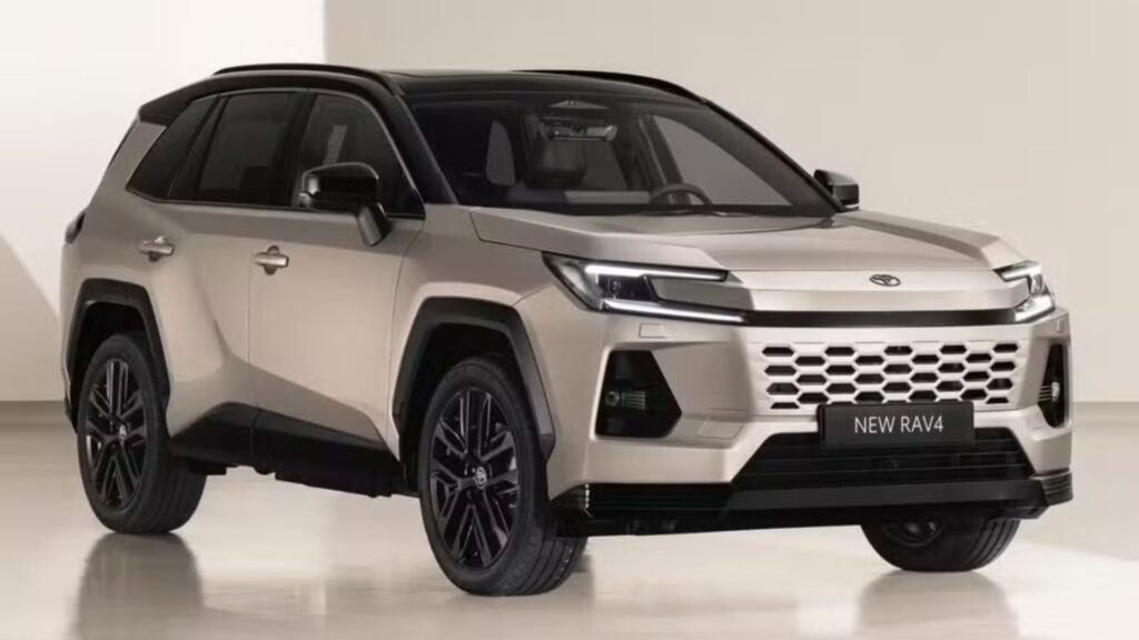 Novo Toyota RAV4 parado na diagonal.